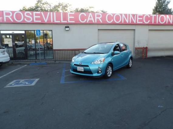 TOYOTA PRIUS C 2013 JTDKDTB36D1037415 image